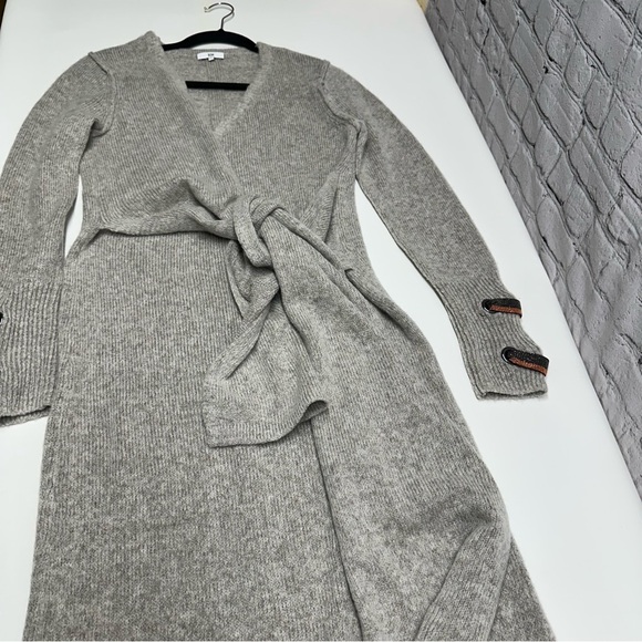 SOH Gray Knit Sweater dress size small - Picture 8 of 12